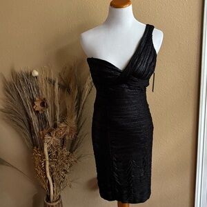 NWT Laundry Black One-Shoulder Shimmery Dress Size 6